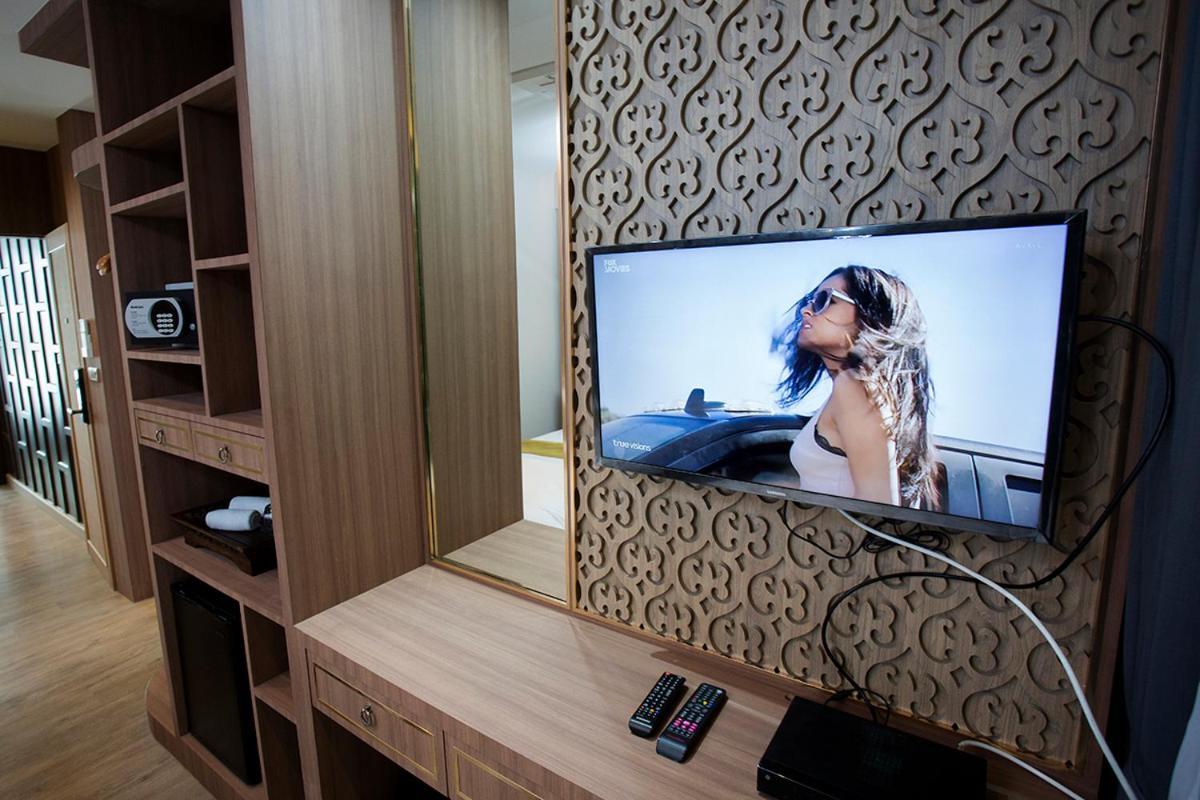 Ghee Gelato House Bed & Breakfast Bangkok Dış mekan fotoğraf